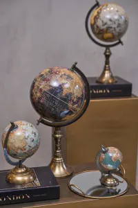 Hovedbilde Globus m/fod D12x21cm papir/metal