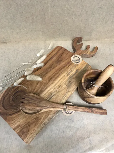 Woody Elk Chopping Board